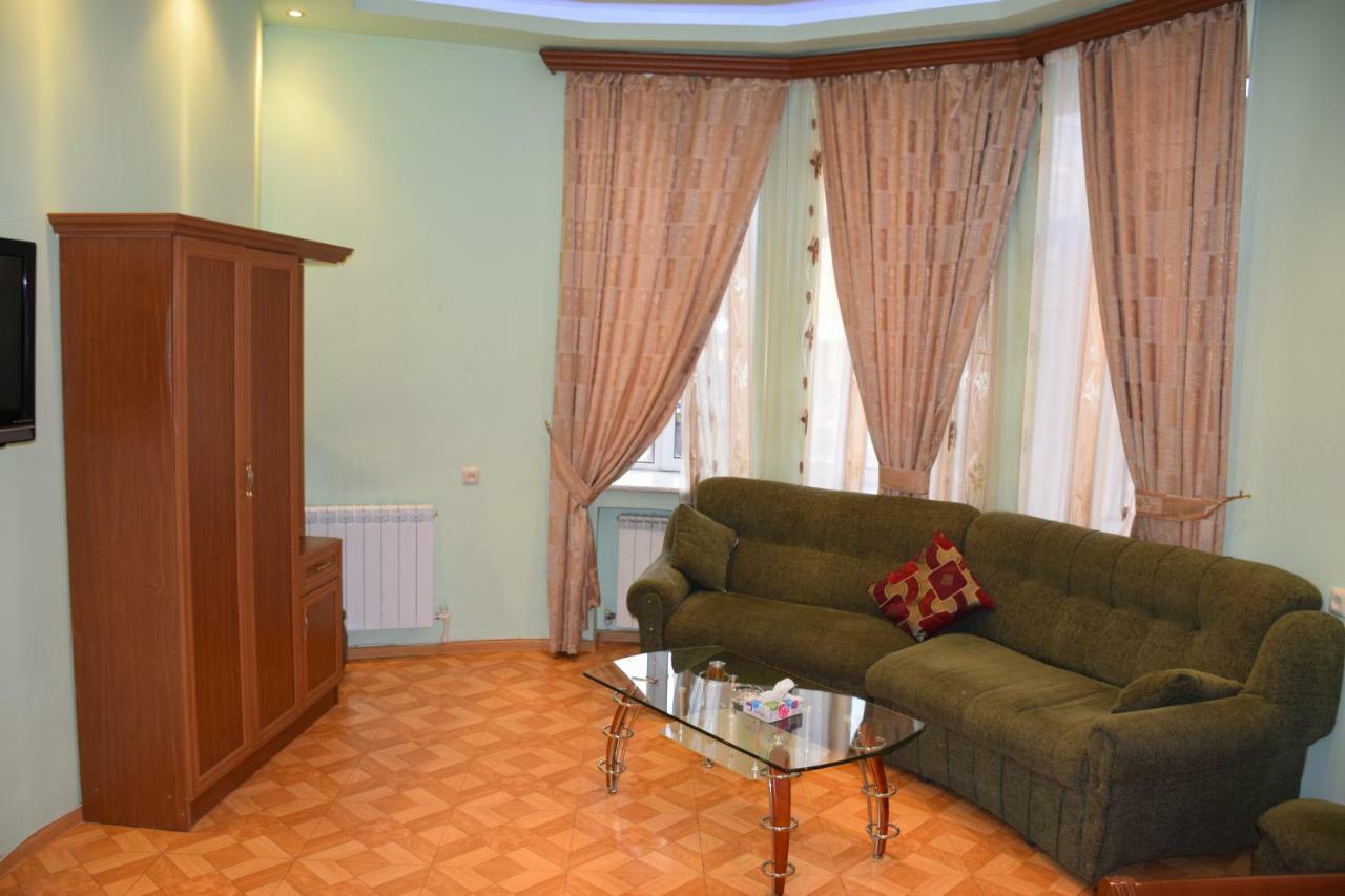 Manand Hotel Erywań Zewnętrze zdjęcie
